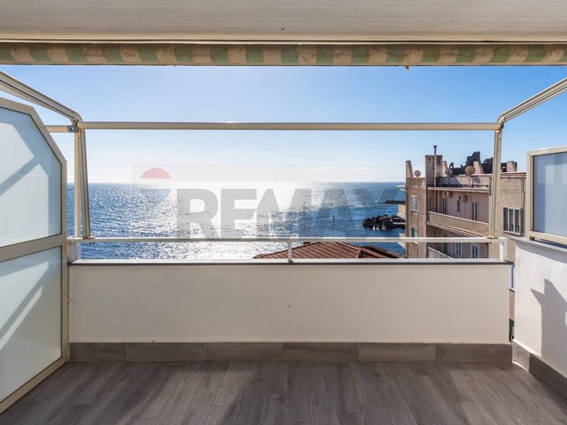 Attico in Affitto a Aci Castello, 550&euro;, 26 m²