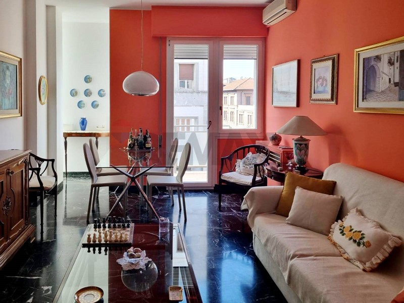 Trilocale in Vendita a Bologna, 409'000&euro;, 121 m²