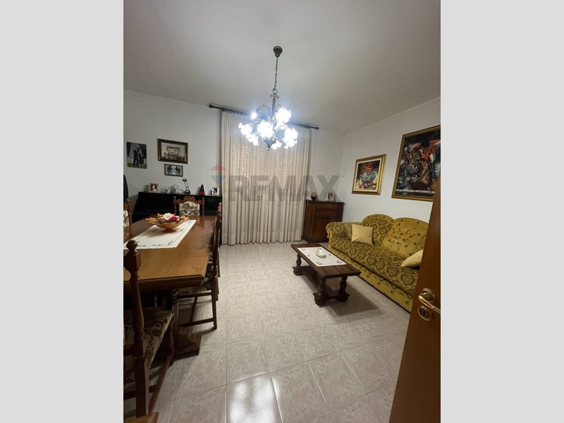 Appartamento in Vendita a Siracusa, 79'000&euro;, 125 m²