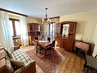 Appartamento in Vendita a Breno, 110'000&euro;, 129 m²