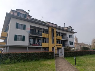 Trilocale in Vendita a San Martino Siccomario, 180'000&euro;, 75 m²