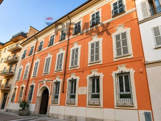Bilocale in Vendita a Pavia, 250'000&euro;, 67 m²