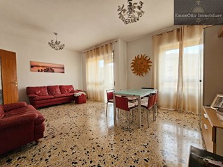 Trilocale in Vendita a Cagliari, 240'000&euro;, 110 m²