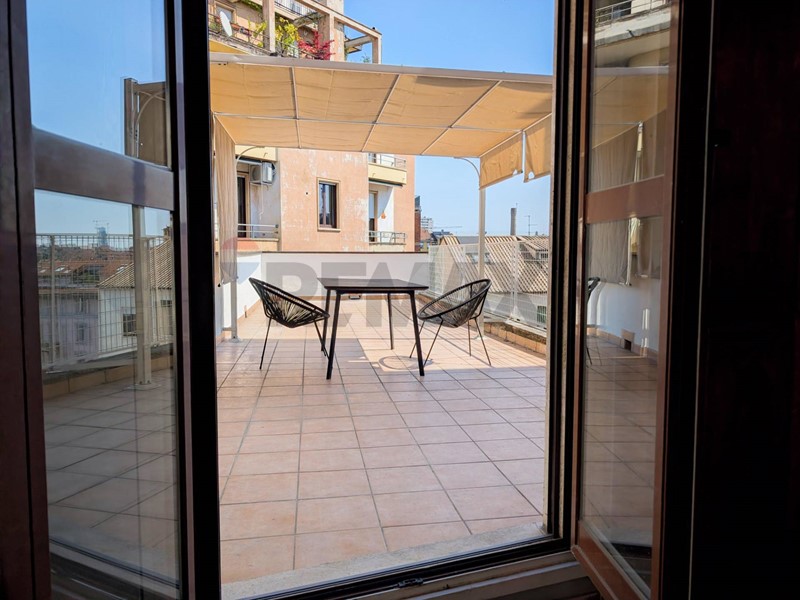 Trilocale in Affitto a Milano, 1'900&euro;, 82 m²