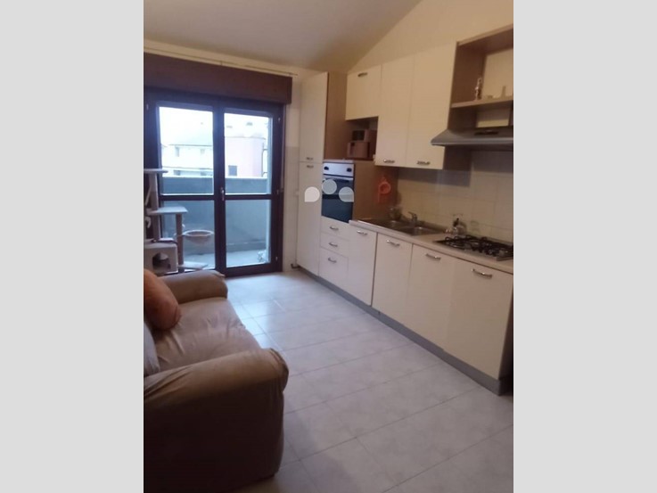 Bilocale in Vendita a Tavazzano con Villavesco, 95'000&euro;, 55 m²