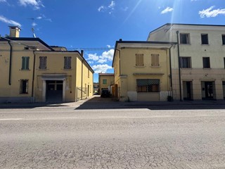 Appartamento in Vendita a Borgo Virgilio, 415'000&euro;, 800 m²