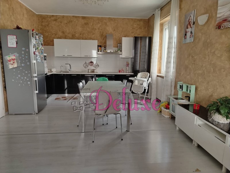 Appartamento in Vendita a Corridonia, 180'000&euro;, 140 m²
