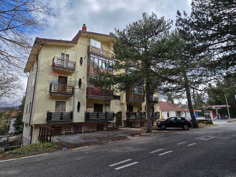 Monolocale in Vendita a Roccaraso, 80'000&euro;, 14 m², con Box