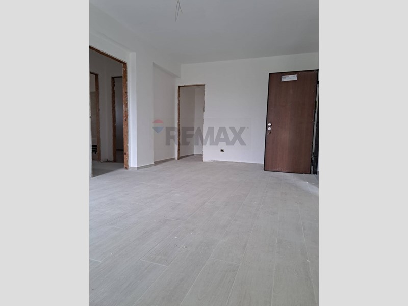 Trilocale in Vendita a Ficarazzi, 150'000&euro;, 115 m²