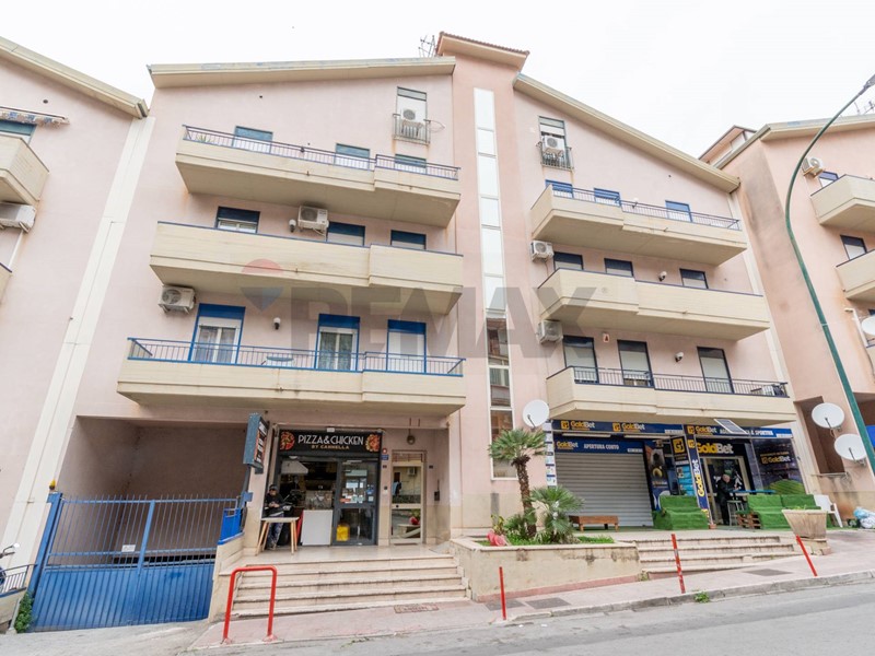 Appartamento in Vendita a Monreale, 137'000&euro;, 95 m²