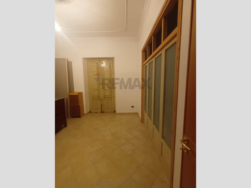 Quadrilocale in Vendita a Bagheria, 89'000&euro;, 90 m²