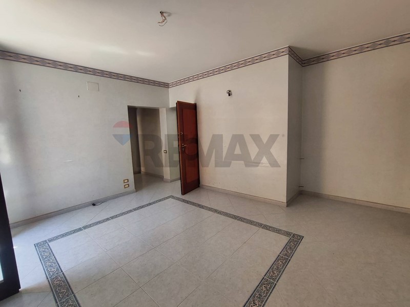 Appartamento in Vendita a Bagheria, 160'000&euro;, 142 m²