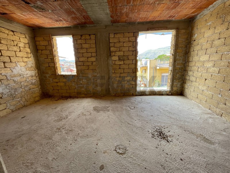 Appartamento in Vendita a Ficarazzi, 39'000&euro;, 142 m²