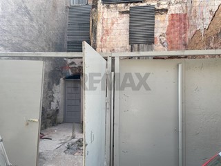 Trilocale in Vendita a Bagheria, 15'000&euro;, 65 m²