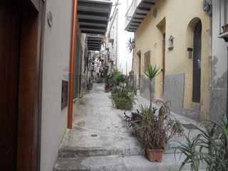 Quadrilocale in Vendita a Palermo, 210'000&euro;, 80 m²