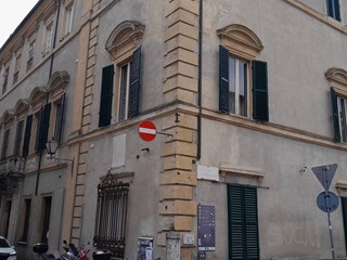 Quadrilocale in Vendita a Siena, 490'000&euro;, 182 m²