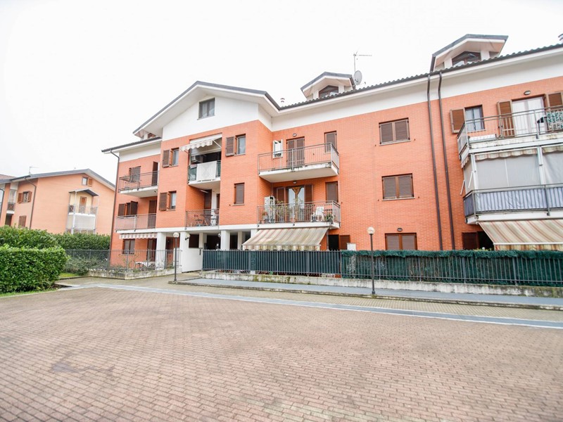 Quadrilocale in Vendita a Leinì, 152'000&euro;, 86 m²