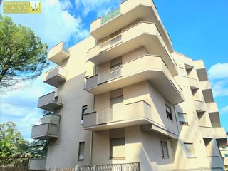 Trilocale in Vendita a Teramo, 135'000&euro;, 109 m²