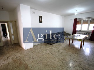 Appartamento in Vendita a Monsampolo del Tronto, 120'000&euro;, 160 m²