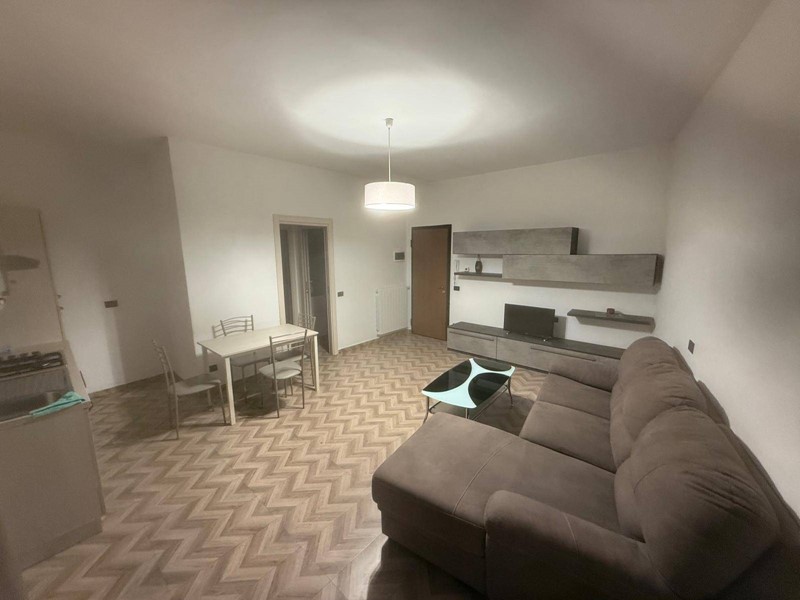 Bilocale in Affitto a Cascina, 1'000&euro;, 65 m²