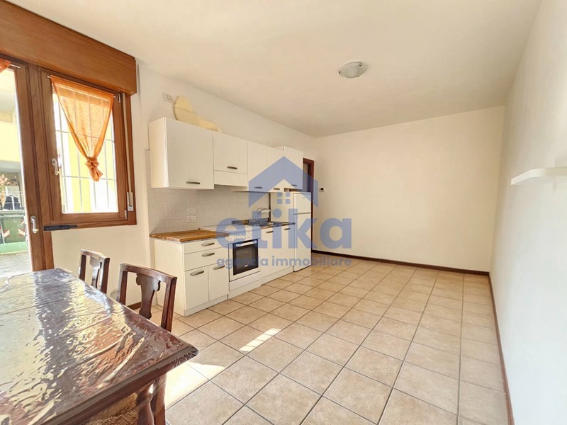 Trilocale in Vendita a Santa Lucia di Piave, 139'000&euro;, 65 m²