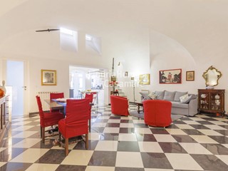 Appartamento in Vendita a Riva Ligure, 690'000&euro;, 138 m²