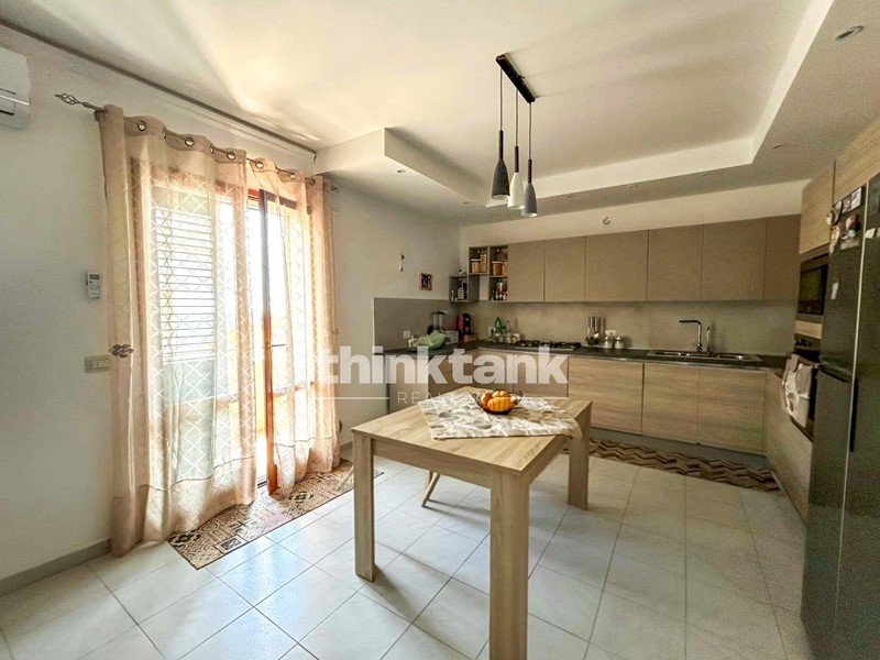 Appartamento in Vendita a Noto, 219'000&euro;, 166 m²