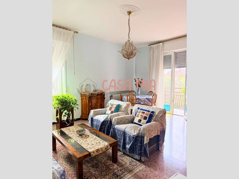 Quadrilocale in Vendita a Piacenza, 195'000&euro;, 140 m²