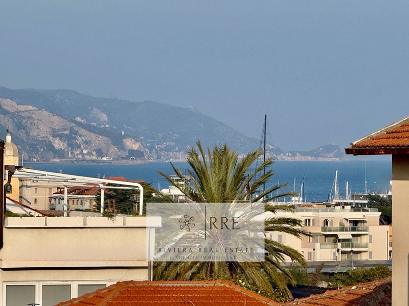 Trilocale in Vendita a Loano, 550'000&euro;, 77 m²