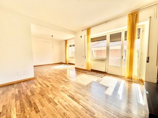 Appartamento in Vendita a Siena, 320'000&euro;, 133 m²