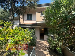 Quadrilocale in Affitto a Cervia, 2'500&euro;, 95 m²