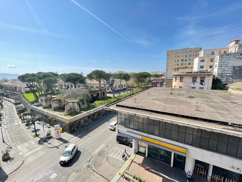 Quadrilocale in Vendita a Torre Annunziata, 120'000&euro;, 80 m²
