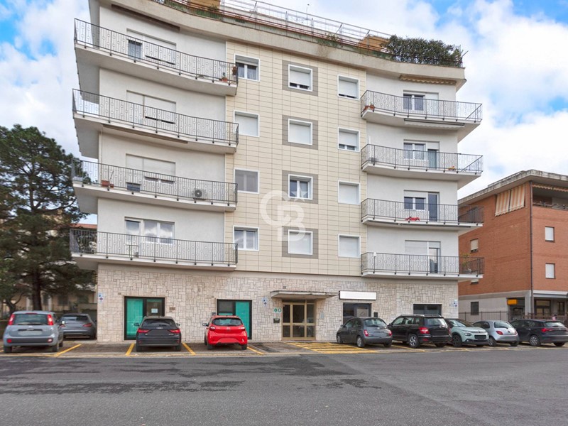 Quadrilocale in Vendita a Viterbo, 109'000&euro;, 95 m²