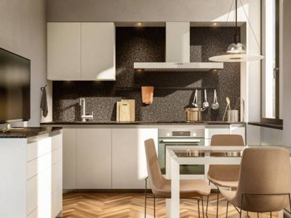 Appartamento in Vendita a Desenzano del Garda, 369'000&euro;, 145 m²