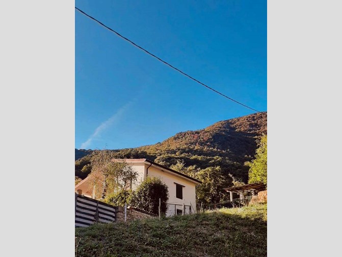 Trilocale in Vendita a Viadanica, 69'000&euro;, 72 m²