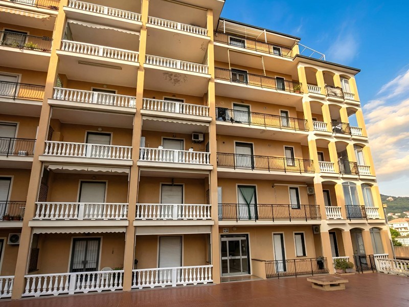 Bilocale in Vendita a Andora, 169'000&euro;, 51 m²