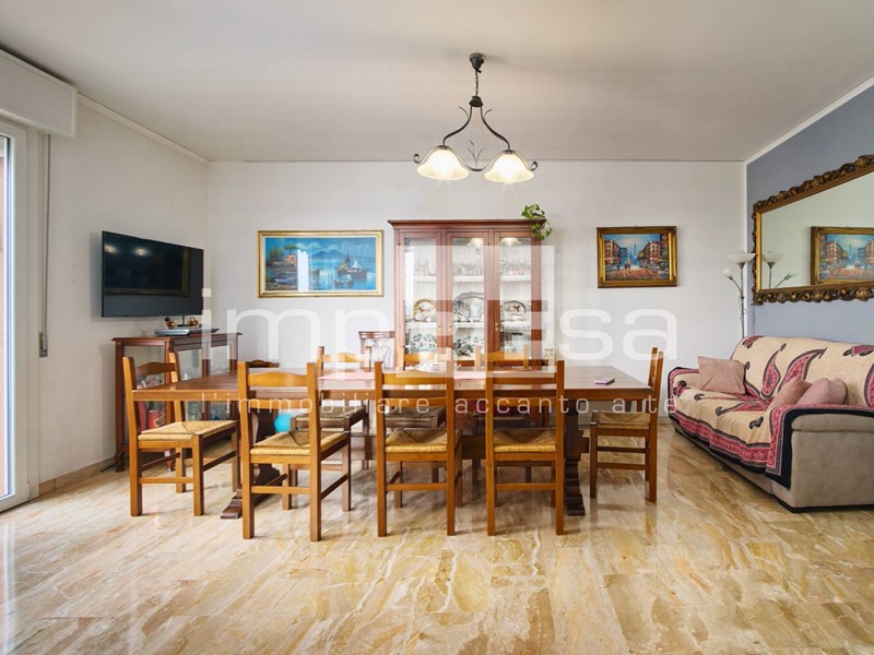 Appartamento in Vendita a Treviso, 250'000&euro;, 177 m²