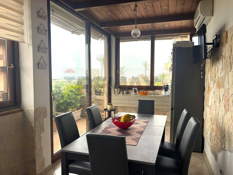Attico in Vendita a Trani, 219'000&euro;, 117 m²
