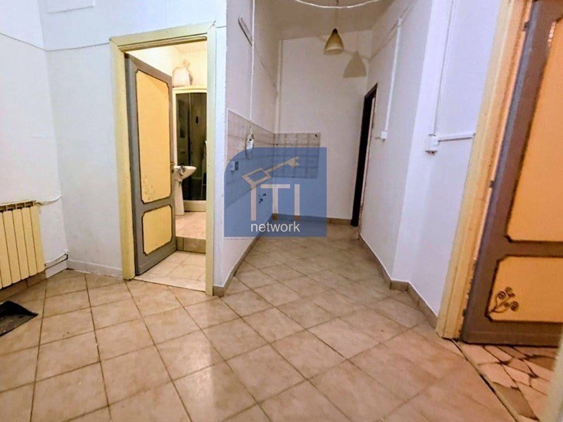 Quadrilocale in Vendita a Roma, 95'000&euro;, 85 m²