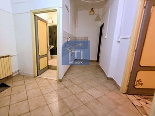 Quadrilocale in Vendita a Roma, 95'000&euro;, 85 m²