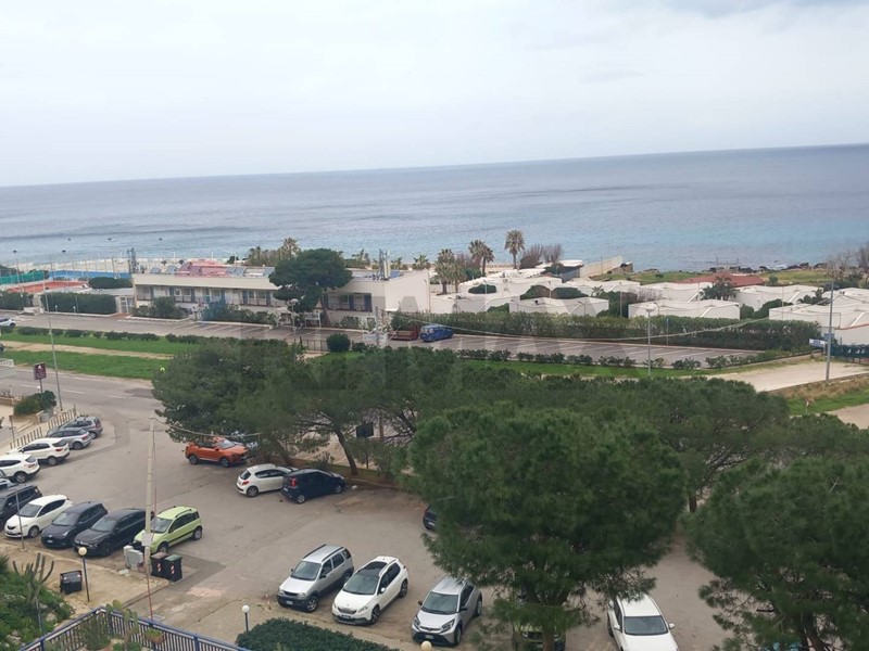 Quadrilocale in Affitto a Palermo, 600&euro;, 90 m²