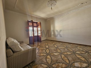Appartamento in Vendita a Bagheria, 120'000&euro;, 120 m²