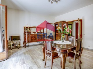 Trilocale in Vendita a Roma, 359'000&euro;, 130 m²