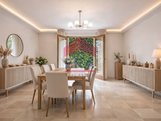 Trilocale in Vendita a Roma, 359'000&euro;, 130 m²