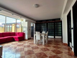 Appartamento in Affitto a Aci Catena, 600&euro;, 90 m²