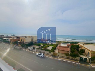 Attico in Vendita a Pomezia, 269'000&euro;, 90 m²