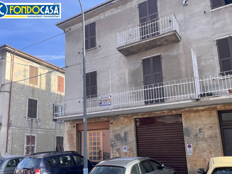 Trilocale in Vendita a Cairo Montenotte, 29'000&euro;, 57 m²