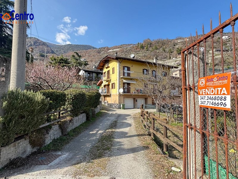 Trilocale in Vendita a Aosta, 290'000&euro;, 97 m²