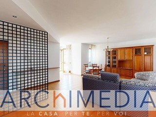 Trilocale in Vendita a Malnate, 169'000&euro;, 113 m²