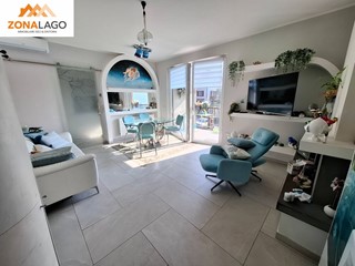 Trilocale in Vendita a Sale Marasino, 248'000&euro;, 77 m²